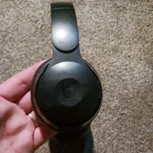 Beets wireless headphones